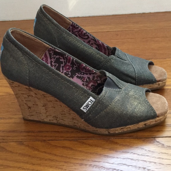 Toms Metallic Wedges - Picture 6 of 6